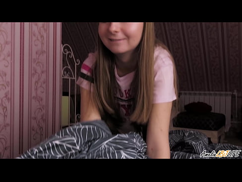 ❤️ Blondie sugit eam BFF est penitus et accipit Cum in ore suo Sex at la.dreamlandpassionjourney.ru